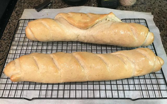 Fresh baked french bread [Dec 2020]